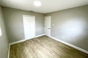 8310 Croton Ave, Tampa, FL 33619 - Photo 11