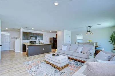 11019 Leland Groves Dr, Riverview, FL 33579 - Photo 3