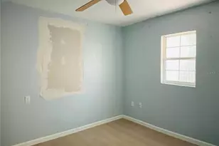 3508 52nd Ave N, Saint Petersburg, FL 33714 - Photo 11