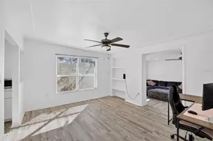 8343 95th Ave, Seminole, FL 33777 - Photo 13