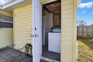 8343 95th Ave, Seminole, FL 33777 - Photo 29