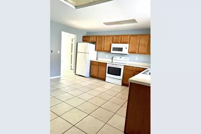 3808 E Osborne Avenue, Tampa, FL 33610 - Photo 9