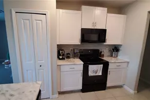 4410 Summer Savory St, Tampa, FL 33619 - Photo 9