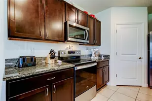 2933 Maiden Grass Isle, Wesley Chapel, FL 33543 - Photo 11