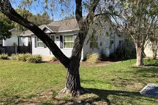 2801 61st Ave N, Saint Petersburg, FL 33714 - Photo 9