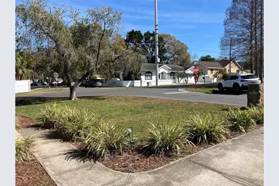 2801 61st Avenue N, Saint Petersburg, FL 33714 - Photo 15