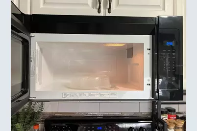 2801 61st Avenue N, Saint Petersburg, FL 33714 - Photo 31