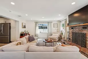 10224 N Oakleaf Ave, Tampa, FL 33612 - Photo 29