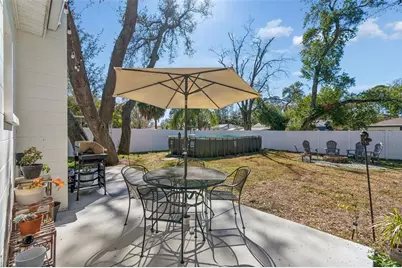 10224 N Oakleaf Avenue, Tampa, FL 33612 - Photo 59