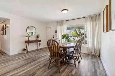 10224 N Oakleaf Avenue, Tampa, FL 33612 - Photo 15