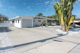 8820 Gulf Blvd, Saint Pete Beach, FL 33706 - Photo 37