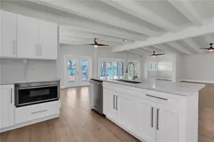 8820 Gulf Blvd, Saint Pete Beach, FL 33706 - Photo 13