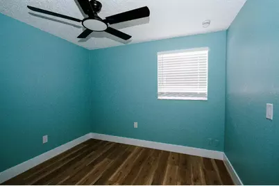 7502 Pond View Court, Tampa, FL 33615 - Photo 21