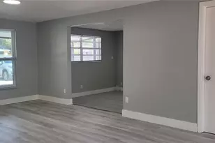 1405 Castleworks Ln, Tarpon Springs, FL 34689 - Photo 5