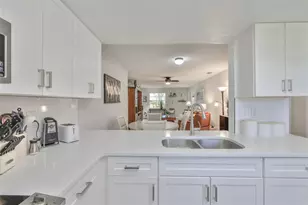2009 Halmrock Pl, Sun City Center, FL 33573 - Photo 13