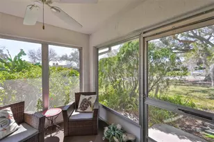 2009 Halmrock Pl, Sun City Center, FL 33573 - Photo 27