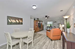 2009 Halmrock Pl, Sun City Center, FL 33573 - Photo 5