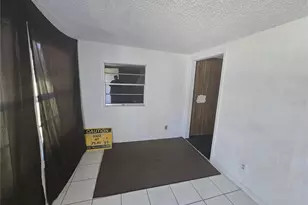 171 N Putnam Grove Rd, Oak Hill, FL 32759 - Photo 15