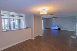 4605 Puritan Rd, Tampa, FL 33617 - Photo 7