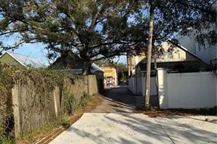 2310 W Walnut St, Tampa, FL 33607 - Photo 9