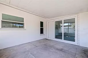 1013 55th Terrace S, Saint Petersburg, FL 33705 - Photo 17