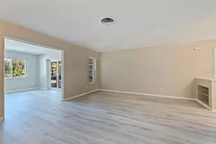 1013 55th Terrace S, Saint Petersburg, FL 33705 - Photo 11