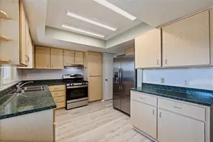 1013 55th Terrace S, Saint Petersburg, FL 33705 - Photo 9