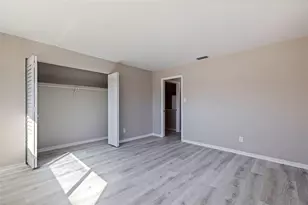 1013 55th Terrace S, Saint Petersburg, FL 33705 - Photo 23
