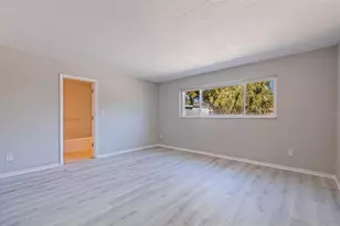 1013 55th Terrace S, Saint Petersburg, FL 33705 - Photo 17