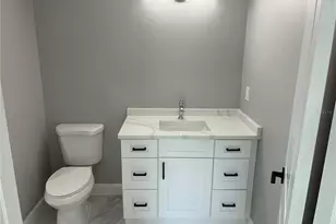 9024 2nd St N, Saint Petersburg, FL 33702 - Photo 15