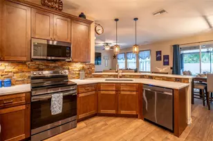 15537 Long Cypress Dr, Ruskin, FL 33573 - Photo 9