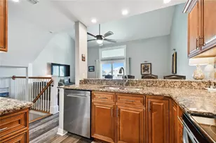 2659 St Josephs Dr W, Dunedin, FL 34698 - Photo 13