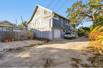 945 11th Street N, Saint Petersburg, FL 33705 - Photo 49