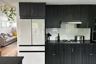 945 11th St N, Saint Petersburg, FL 33705 - Photo 55