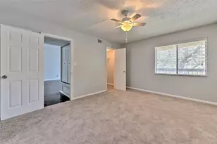 13403 Arbor Pointe Cir, Tampa, FL 33617 - Photo 19
