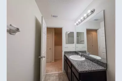 7079 Woodchase Glen Drive, Riverview, FL 33578 - Photo 29