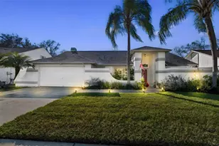 15830 Glenarn Dr, Tampa, FL 33618 - Photo 1