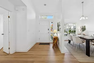 15830 Glenarn Dr, Tampa, FL 33618 - Photo 5