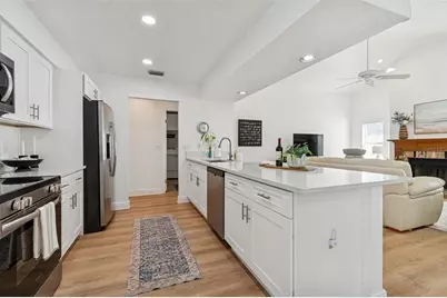 15830 Glenarn Drive, Tampa, FL 33618 - Photo 3