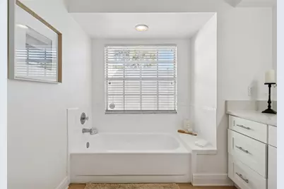 15830 Glenarn Drive, Tampa, FL 33618 - Photo 15