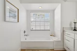 15830 Glenarn Dr, Tampa, FL 33618 - Photo 15