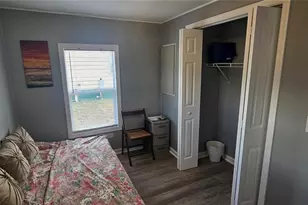 39053 Flora Ave, Zephyrhills, FL 33542 - Photo 13