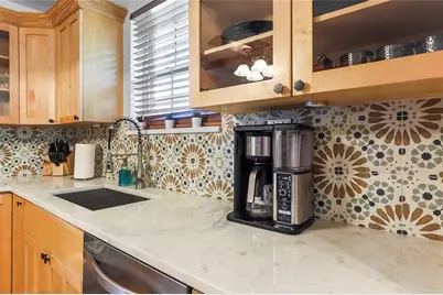 1108 E Chelsea Street, Tampa, FL 33603 - Photo 11