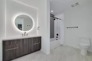 777 3 Ave N, Saint Petersburg, FL 33701 - Photo 19