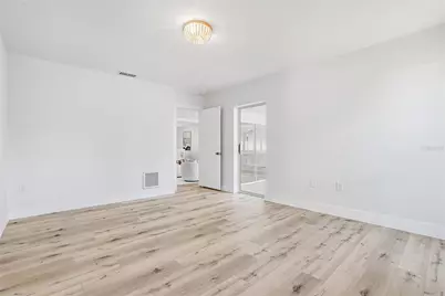 5708 Bayshore Drive, Seminole, FL 33772 - Photo 21