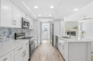 5708 Bayshore Dr, Seminole, FL 33772 - Photo 11