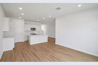 31481 Spanish Mission Road, San Antonio, FL 33576 - Photo 9