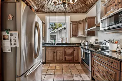 945 11th Street N, Saint Petersburg, FL 33705 - Photo 11