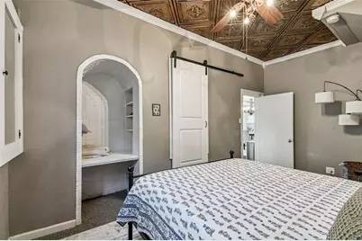 945 11th Street N, Saint Petersburg, FL 33705 - Photo 21