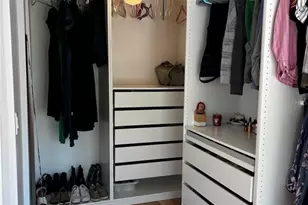 945 11th St N, Saint Petersburg, FL 33705 - Photo 59